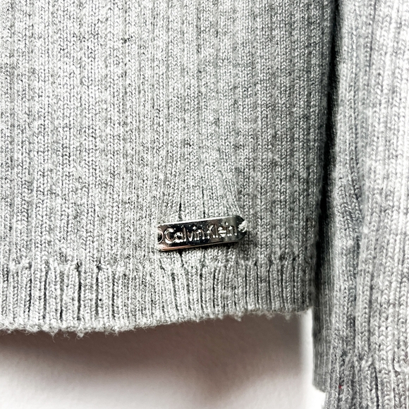 Calvin Klein Long Sleeve Grey Cold Shoulder Top - Picture 4 of 10